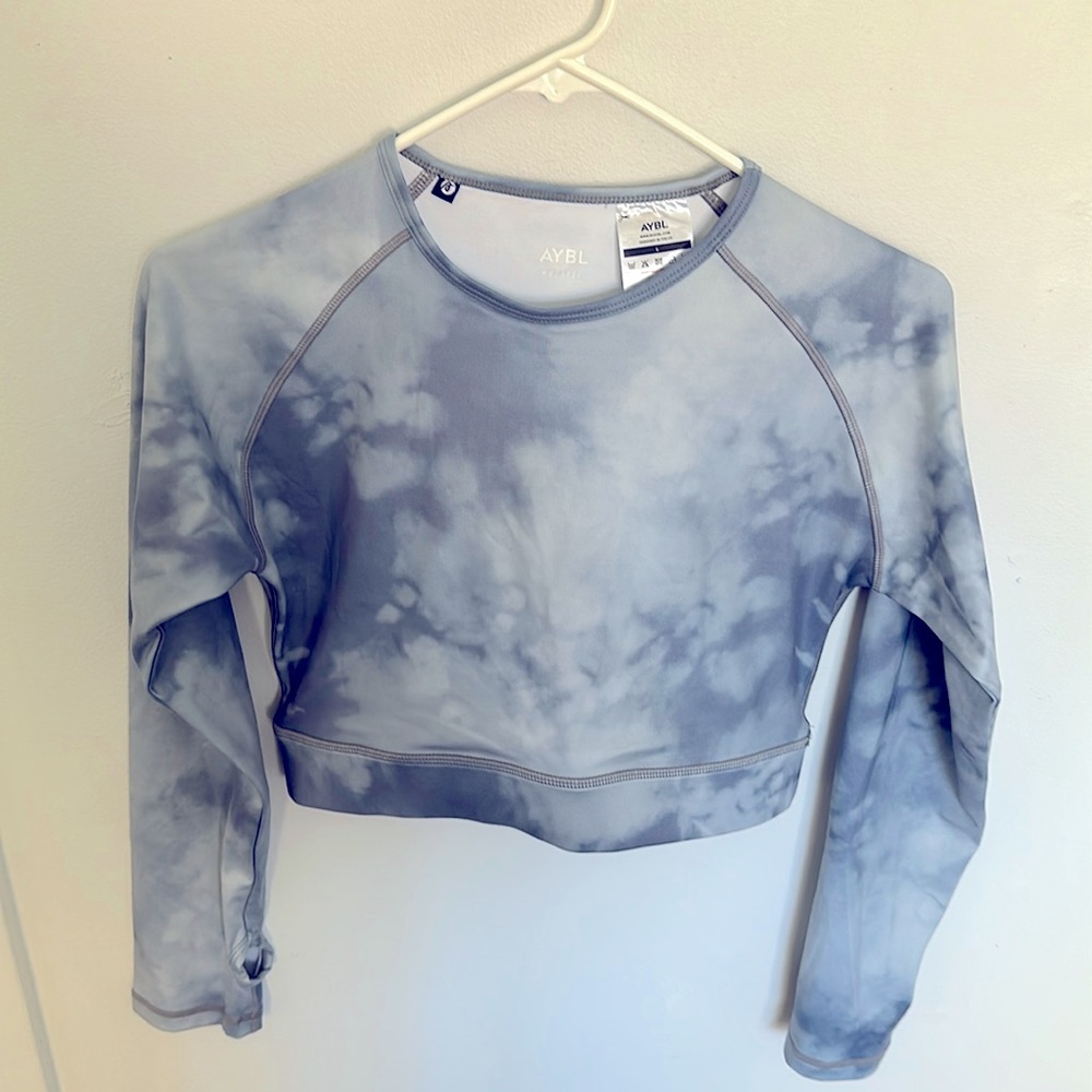 AYBL women’s core long sleeve crop top. Size Large